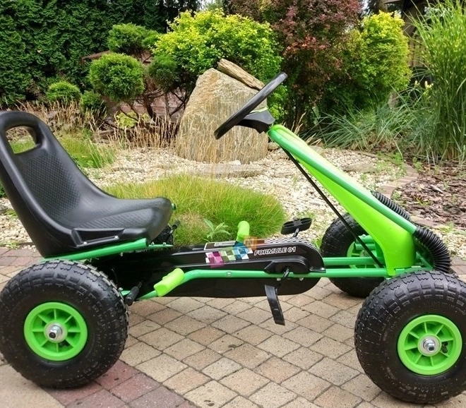 Pedal Air Kart + Inflatable Tires + Adjustable Seat – Green