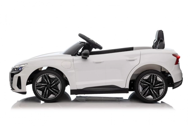 Audi E-Tron GT Battery Car QLS-6888 White