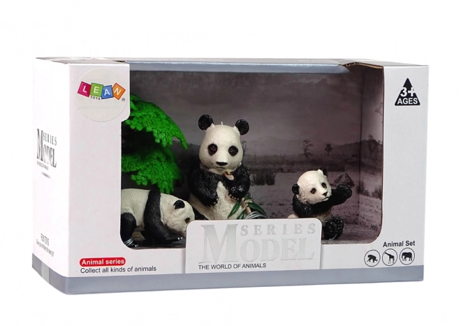 Animal Figurine Set: Panda Family