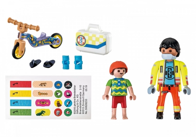 Playmobil City Life Paramedic with Patient