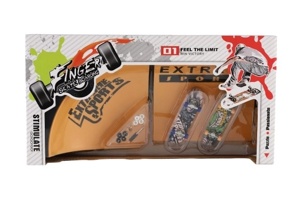 Fingerboard Skateboard Set with Ramp