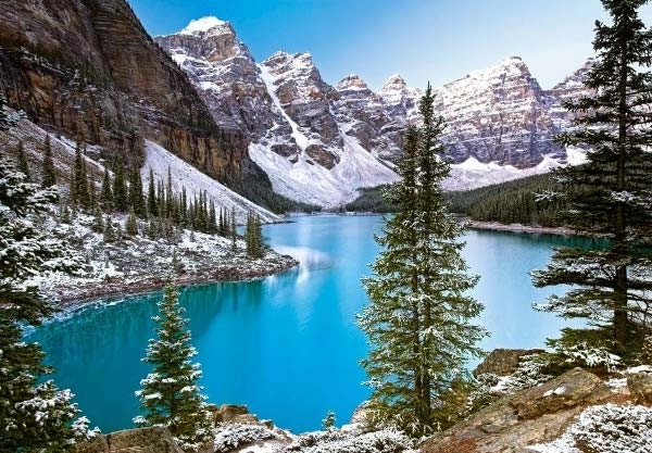 Motiv kanadskog jezera u Rocky Mountains