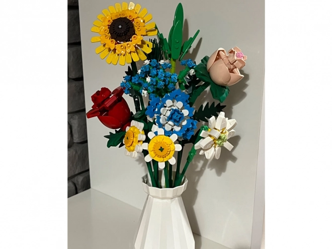 Technical Construction Set Meadow Flowers with Vase 618 Pieces