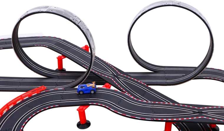 Dlouhá trať 7,05 m pro skutečné závody