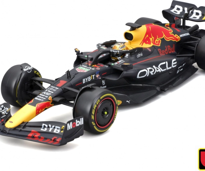 Kovinski model Red Bull Racing RB18 2022 z voznikom