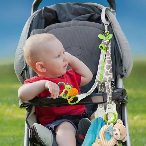 Stroller Hanging Organizer with Playful Giraffe