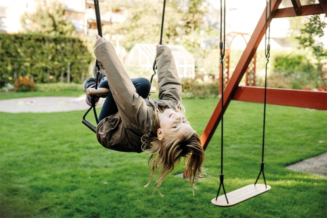 Small Foot Trapeze Swing with Gymnastic Rings Black Line