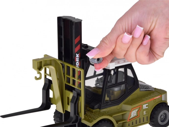 Movable and adjustable forks