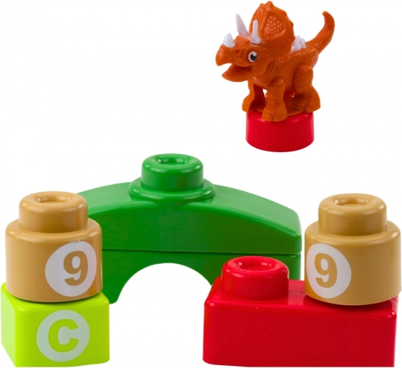 Duże, bezpieczne elementy dla małych rąk