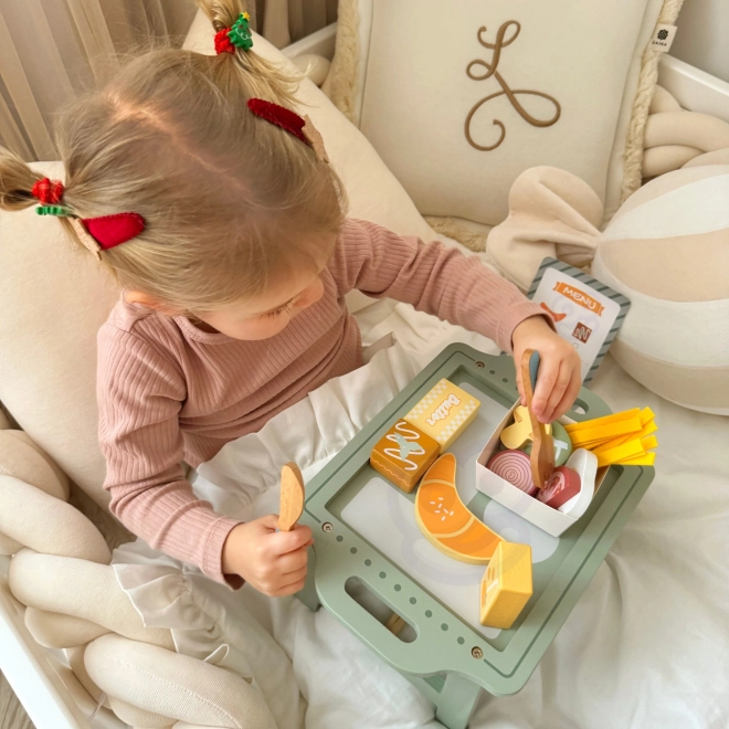 Set Colazione Woopie Green con Vassoio e Accessori in Legno Pastello