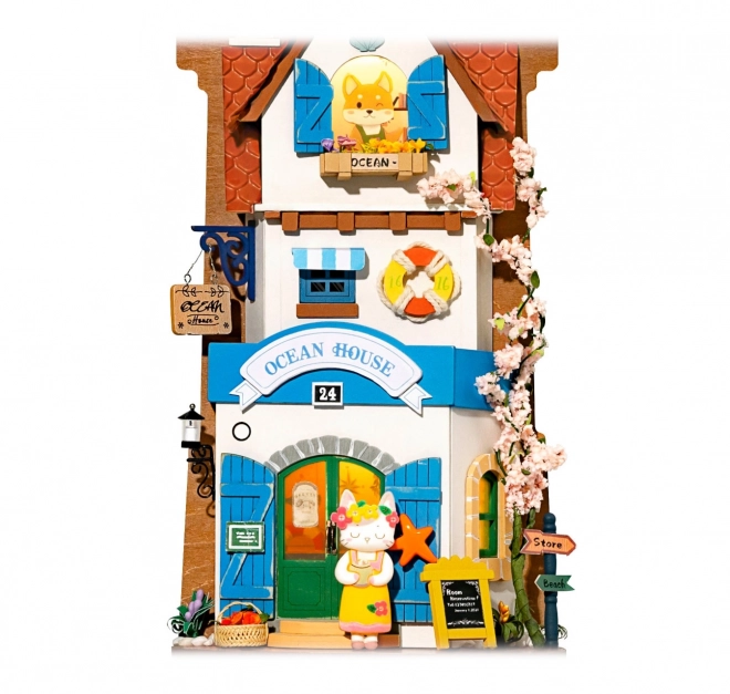 Miniature Hanging Dollhouse Island Villa