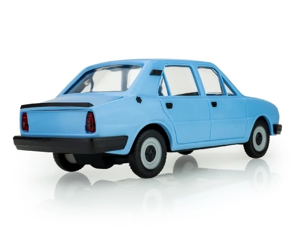 Škoda 120 Plastic Model Car