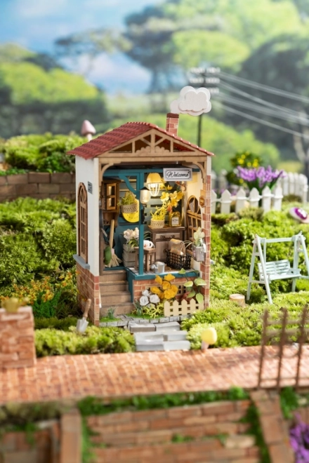 RoboTime Miniature Dream Yard Dollhouse