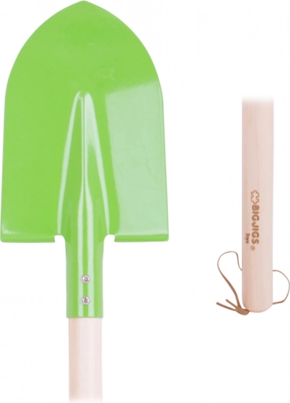Comfortable wooden handle for small hands
