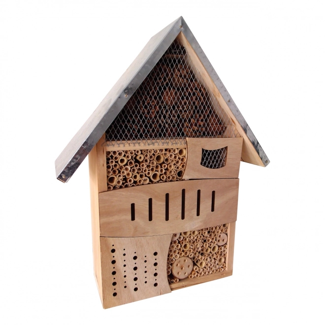 Small Foot Insect Hotel World Tour