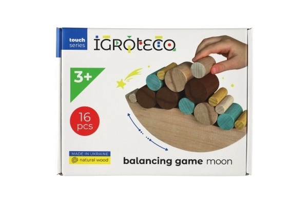 Balancing Wood Game with 16 Pieces