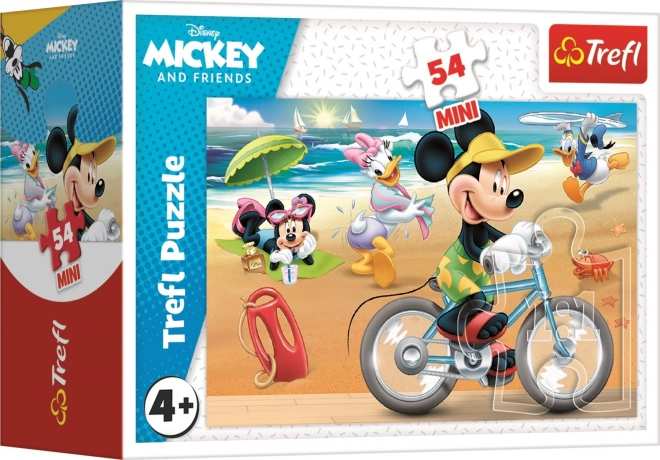 Mickey Mouse Beach Adventure Puzzle