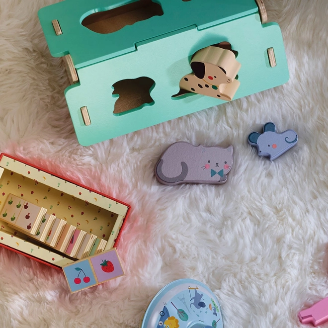 Vilac Wooden Sorting House for Animals