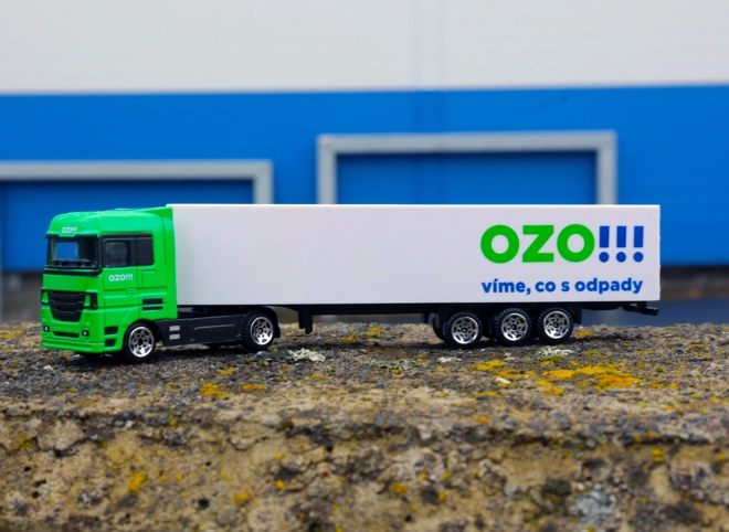 OZO Toy Truck