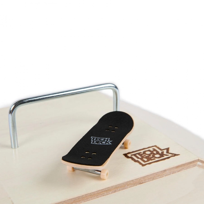 Tech Deck Wooden Ramp with Fingerboard