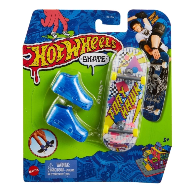 Fingerboard with Removable Skate Shoes by Hot Wheels