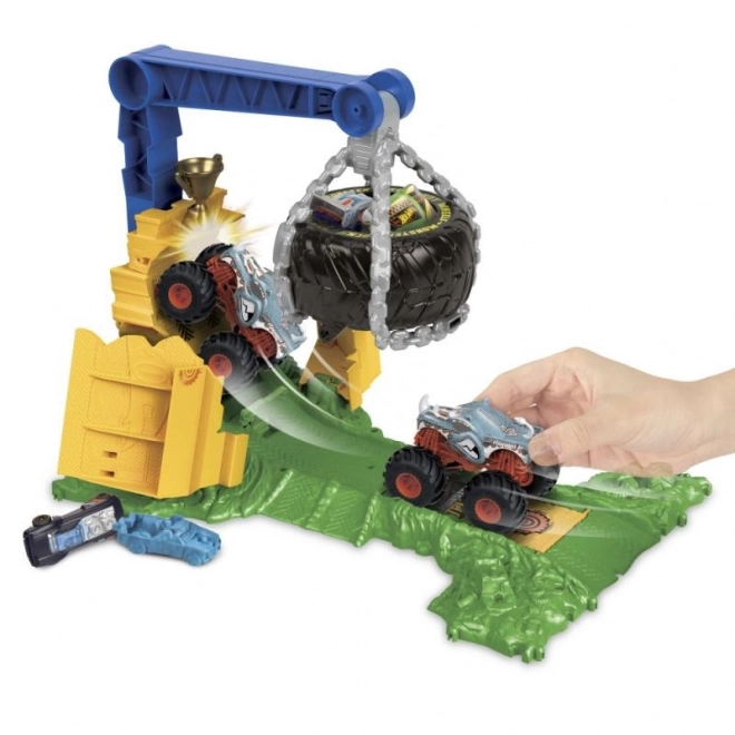 Hot Wheels Monster Trucks Arena Challenge Playset