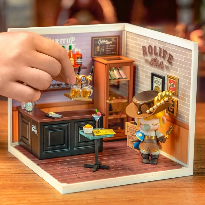 Miniature Pub Cheers