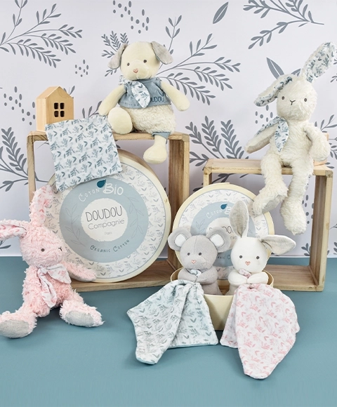 Doudou Gift Set - Plush Mouse with Organic Cotton Blanket