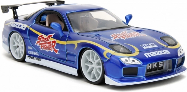 Réplique fidèle de la Mazda RX-7 culte (1993)
