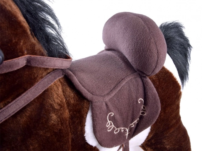 Large rocking horse wags its tail ZA0052