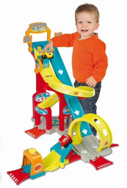Interactive racetrack