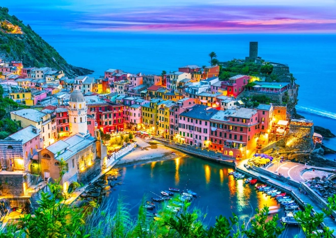 Enjoy Puzzle Vernazza at Dusk Cinque Terre Italy 1000 Pieces