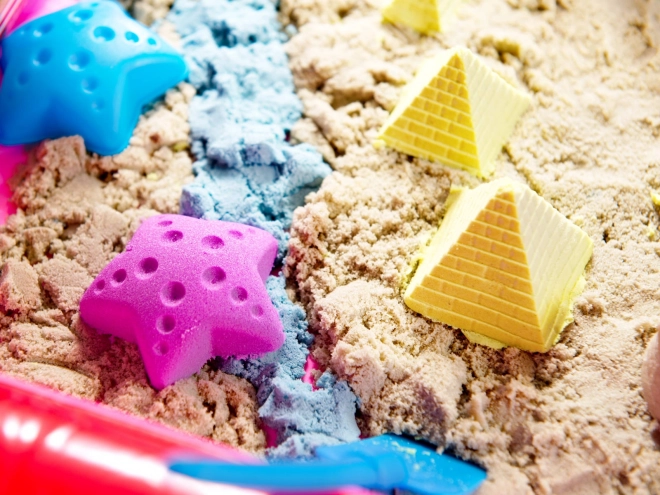 Pink Kinetic Sand Set with Molds and Sandbox