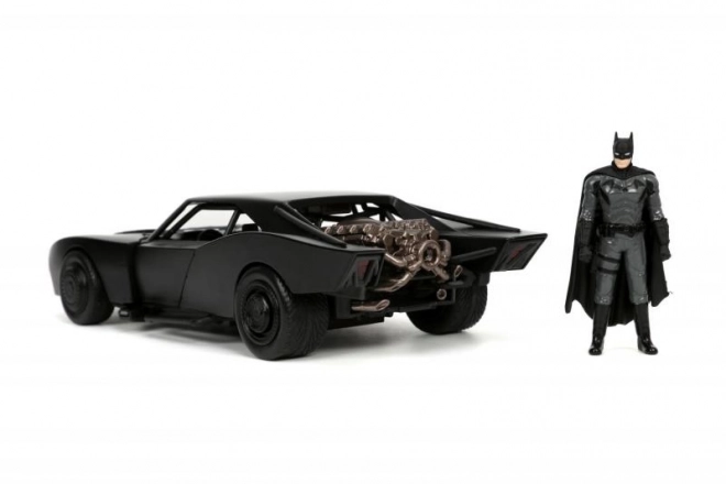 Batman Batmobile with Figure 1:24 Scale