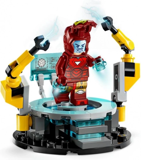 Servisní platforma s robotickými rameny