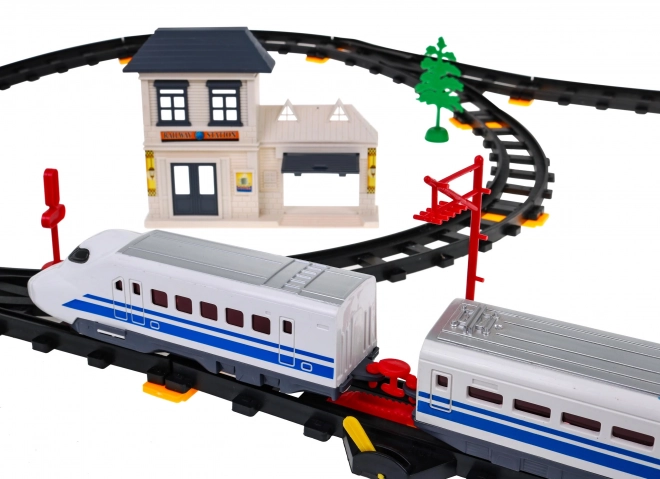 Large Electric Train Set With Loop And Accessories For Kids 3+