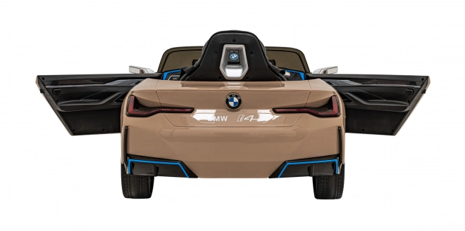 Auto BMW i4 na akumulátor pre deti biele – Zlaté