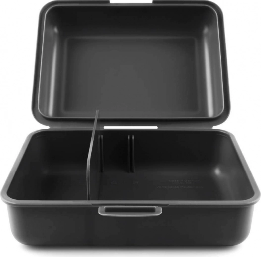 Praktické uspořádání