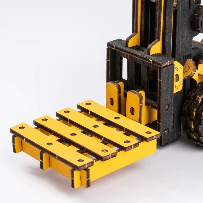 Wooden 3D Puzzle Forklift by RoboTime