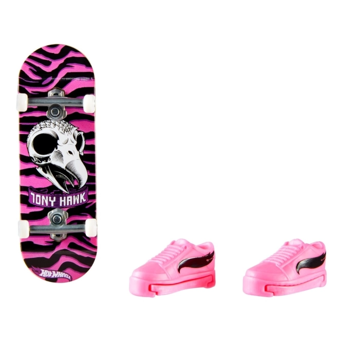 Fingerboard with Removable Skate Shoes by Hot Wheels