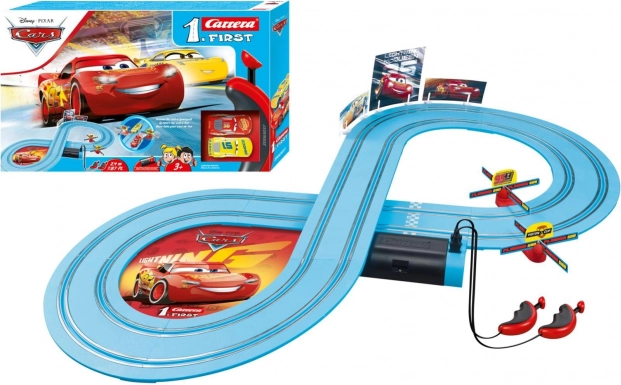 Autodráha Carrera First CARS Friends Race 2,4 m