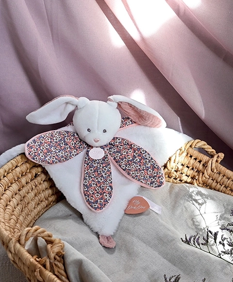 Gift Set Plush Bunny Comforter