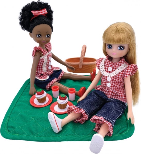 Articulated dolls for realistic play