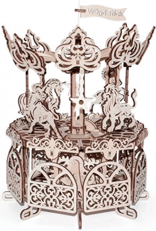 Moving mechanical carousel