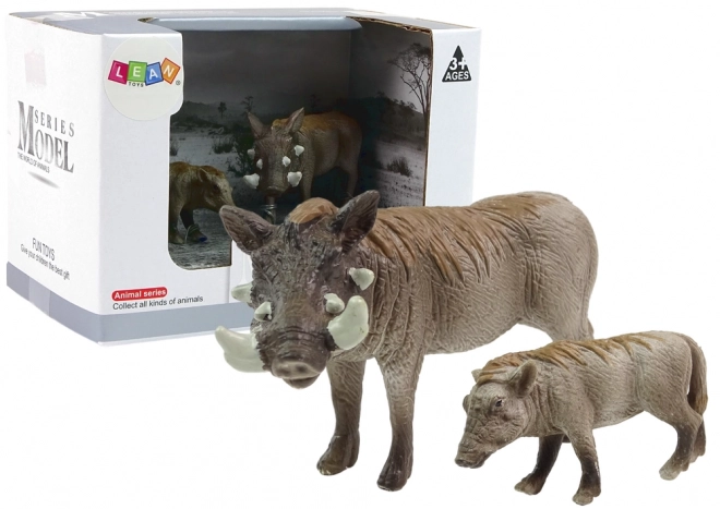 African Warthog And Young Figure Set - Animals Of The World Series