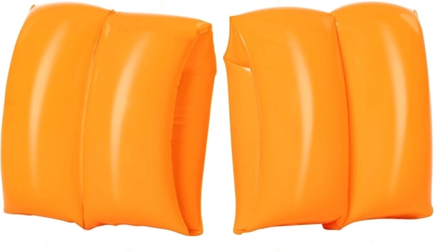 Safe buoyancy with two chambers
