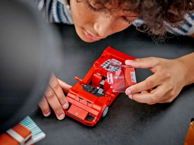 Ferrari F40 Supersportautó LEGO Speed Champions
