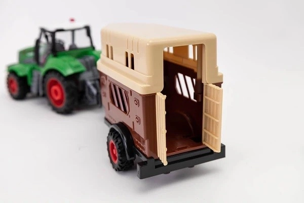 Remote Control Tractor with Horse Trailer