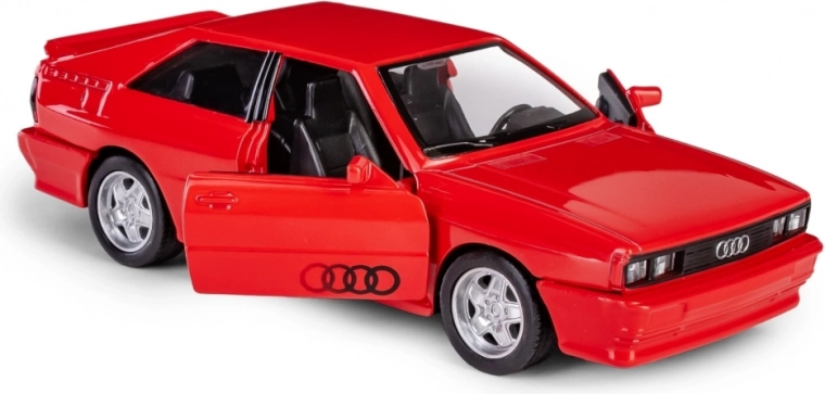 Porte apribili e interno realistico