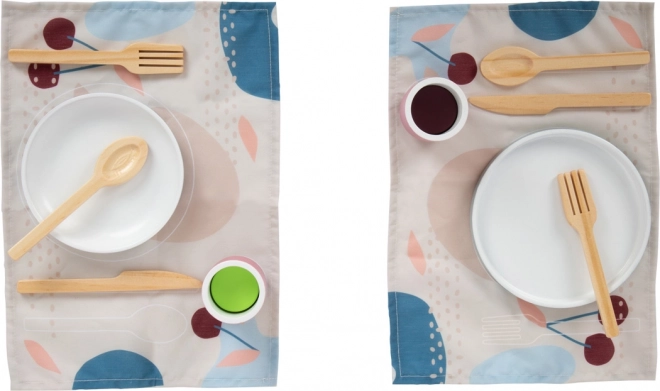 Small Foot Dining Set Tasty